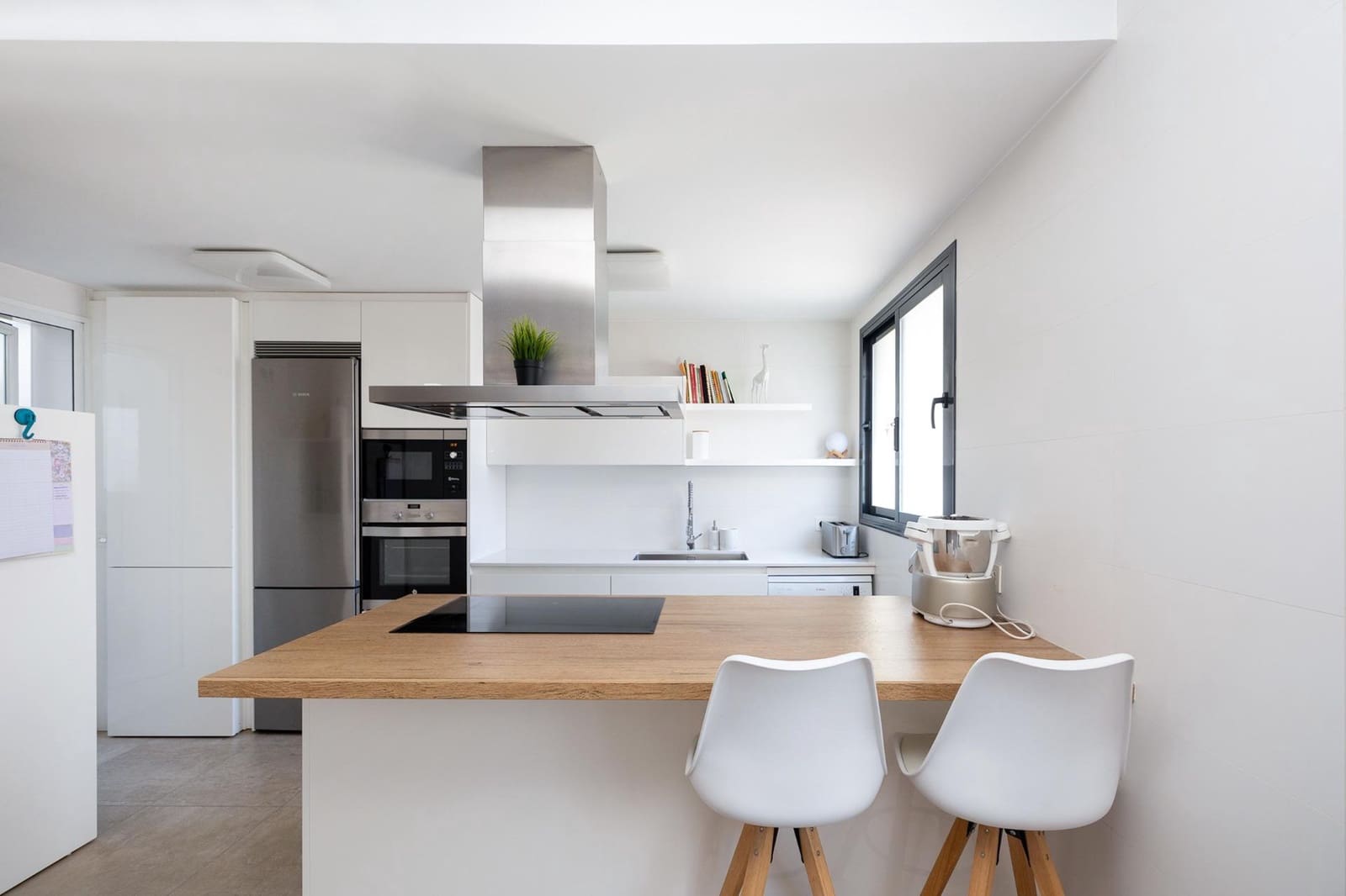 4 soveværelse Villa til salg i Granada by med garage - € 484.000 (Ref: 8839149)