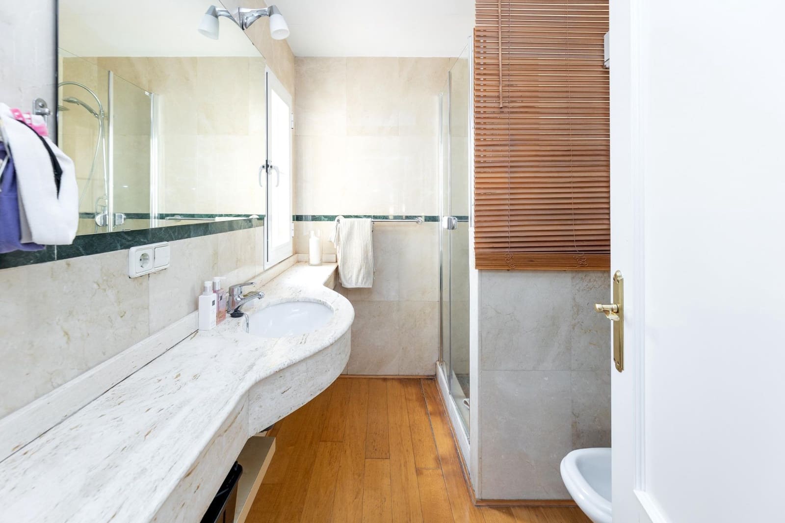 4 soveværelse Rækkehus til salg i Granada by med swimmingpool garage - € 475.000 (Ref: 8857423)