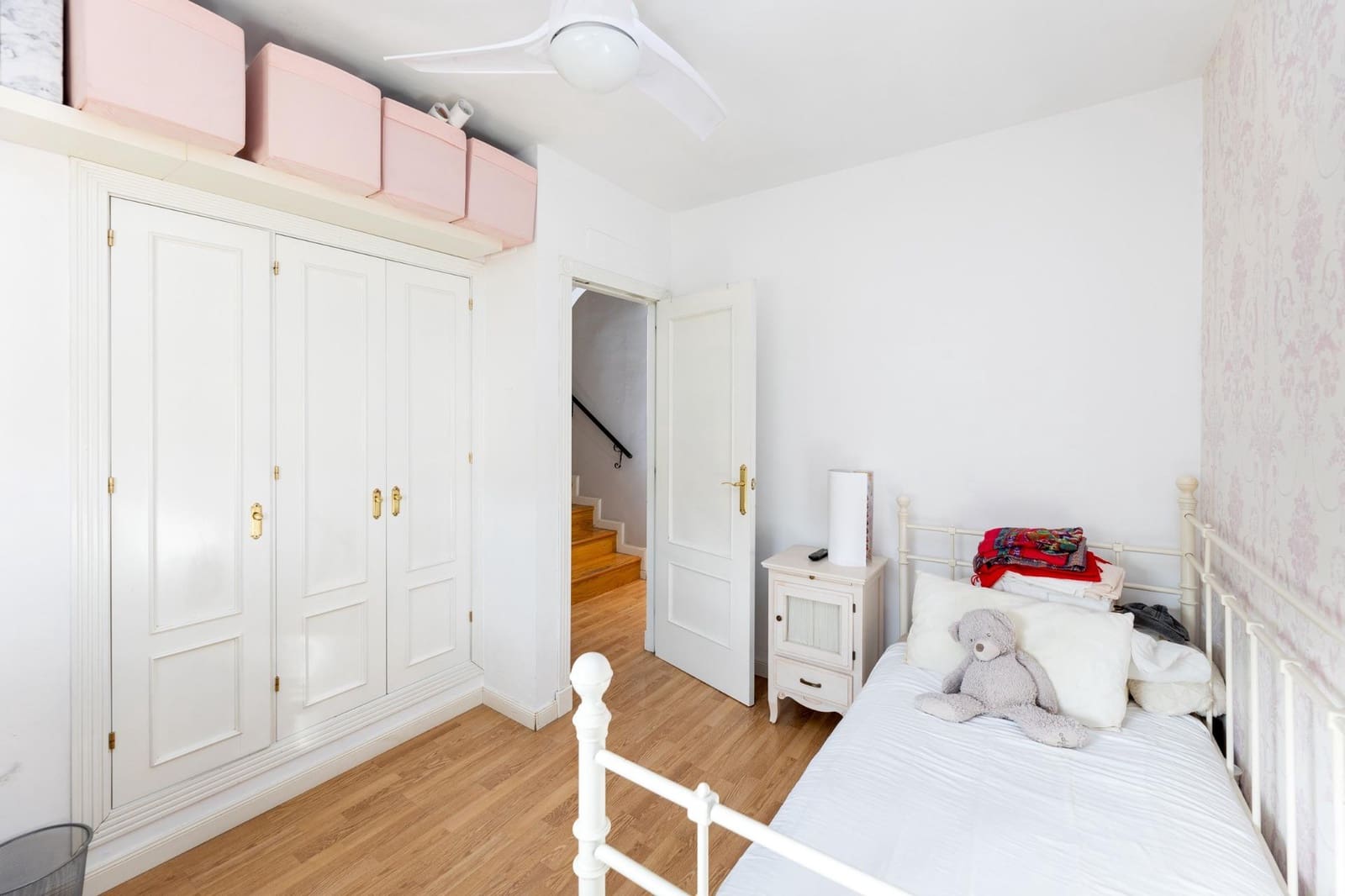 4 soveværelse Rækkehus til salg i Granada by med swimmingpool garage - € 475.000 (Ref: 8857423)