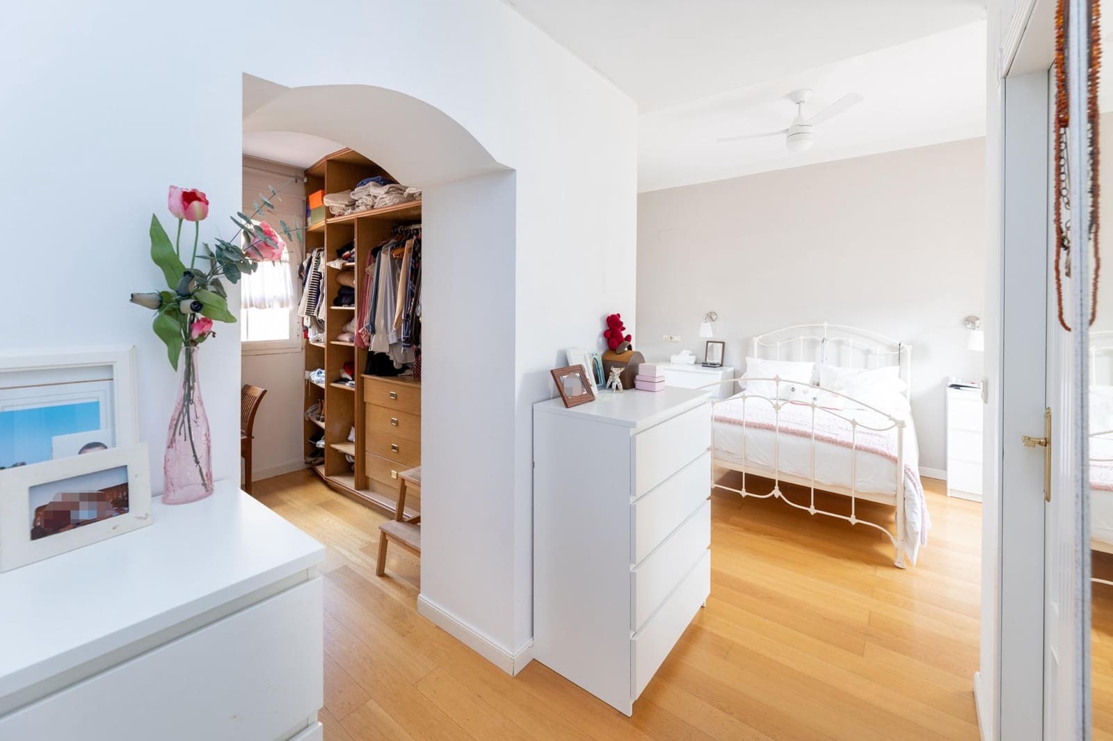 4 soveværelse Rækkehus til salg i Granada by med swimmingpool garage - € 475.000 (Ref: 8857423)