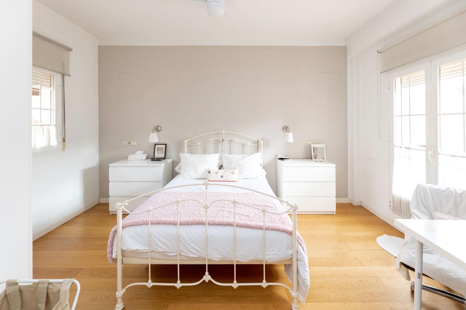 4 soveværelse Rækkehus til salg i Granada by med swimmingpool garage - € 475.000 (Ref: 8857423)