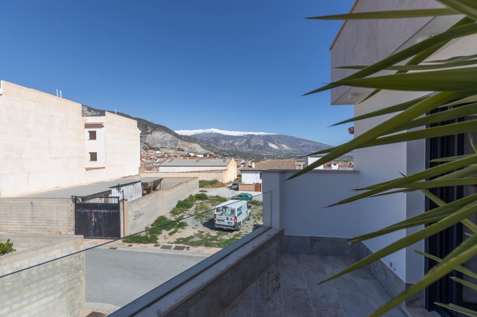 4 soveværelse Rækkehus til salg i Padul med swimmingpool garage - € 350.000 (Ref: 8943962)