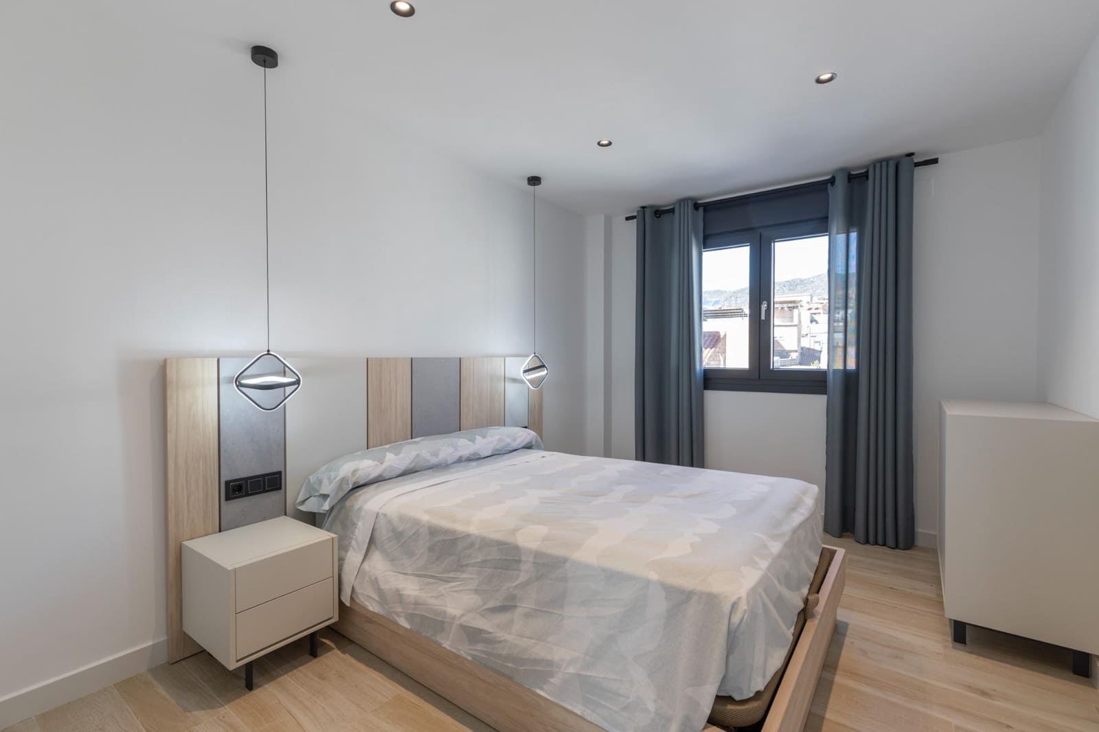 4 soveværelse Rækkehus til salg i Padul med swimmingpool garage - € 350.000 (Ref: 8943962)