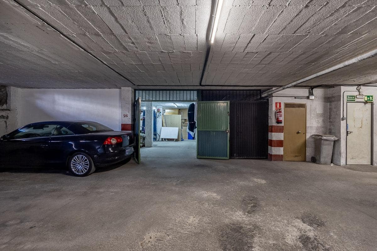 Erhverv til salg i Armilla - € 35.000 (Ref: 8982291)