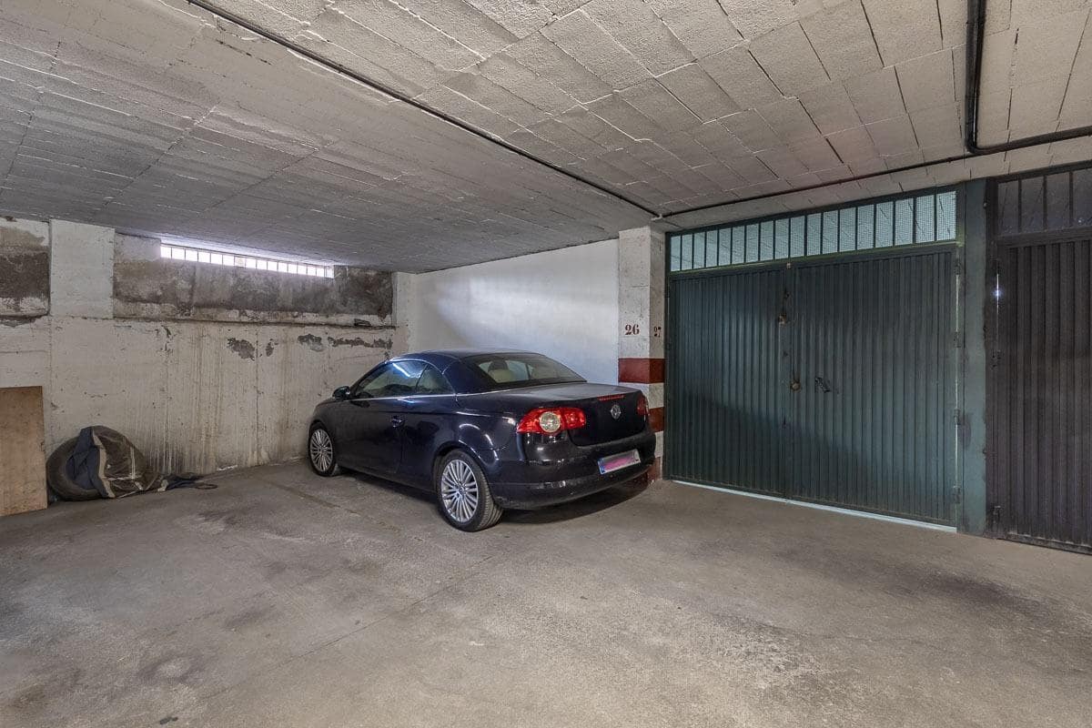 Erhverv til salg i Armilla - € 35.000 (Ref: 8982291)