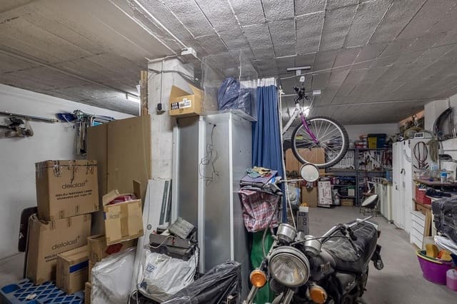 Erhverv til salg i Armilla - € 35.000 (Ref: 8982291)