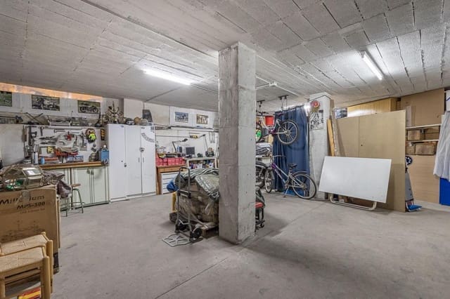 Erhverv til salg i Armilla - € 35.000 (Ref: 8982291)