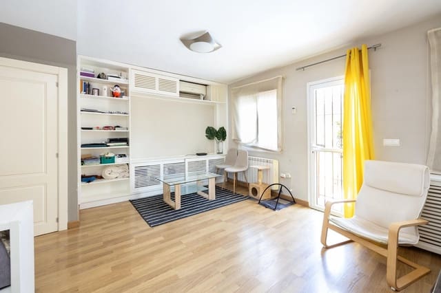 3 soveværelse Rækkehus til salg i Cájar med swimmingpool garage - € 280.000 (Ref: 8988449)