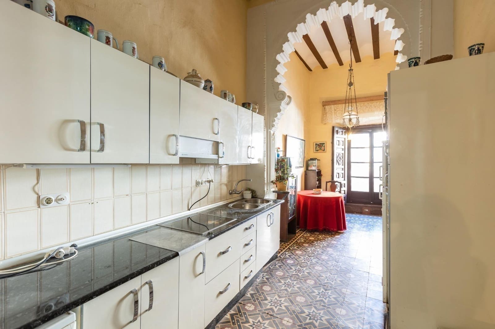 10 slaapkamer Huis te koop in Guadix - € 325.000 (Ref: 9001558)