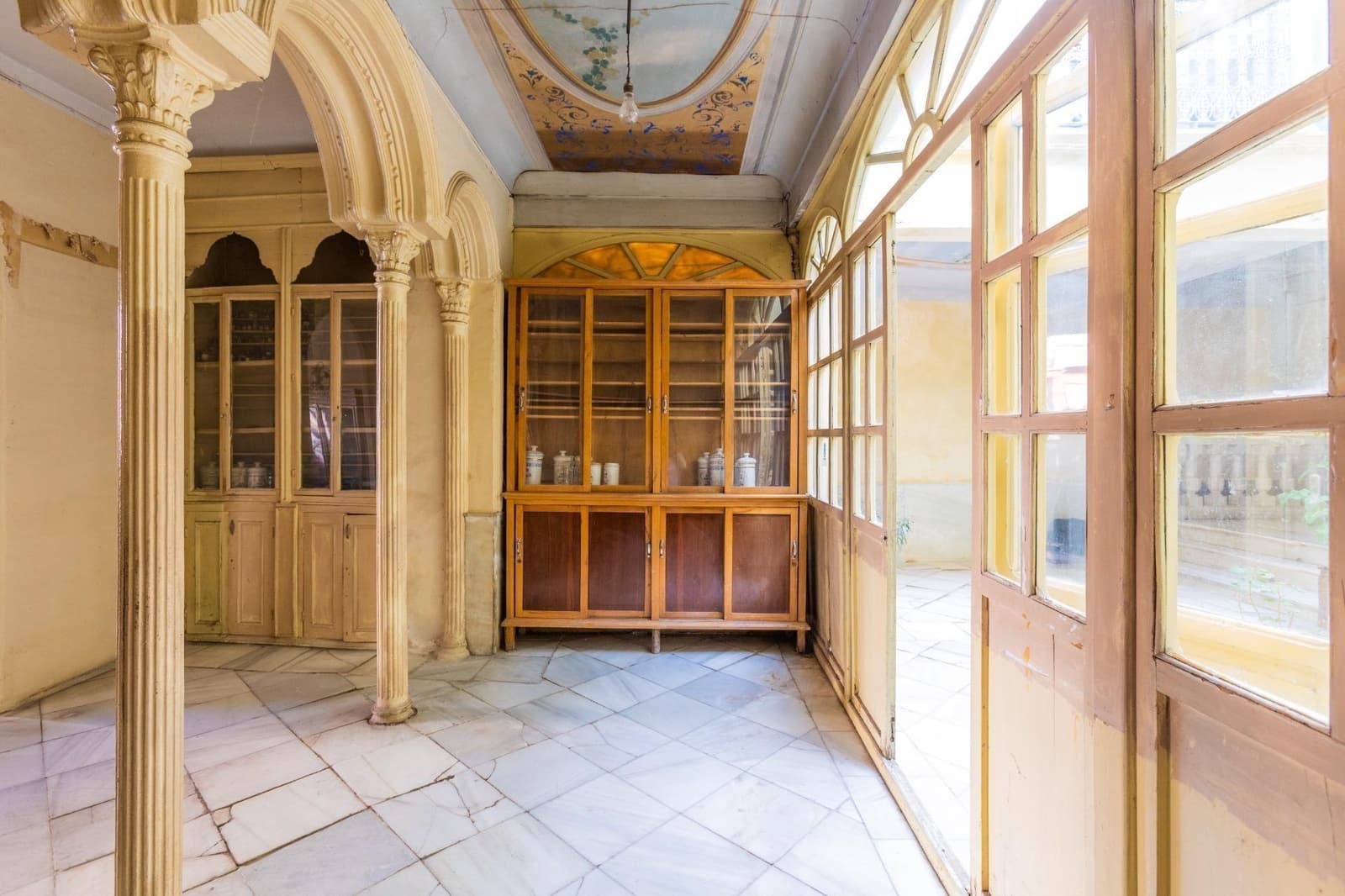 10 slaapkamer Huis te koop in Guadix - € 325.000 (Ref: 9001558)