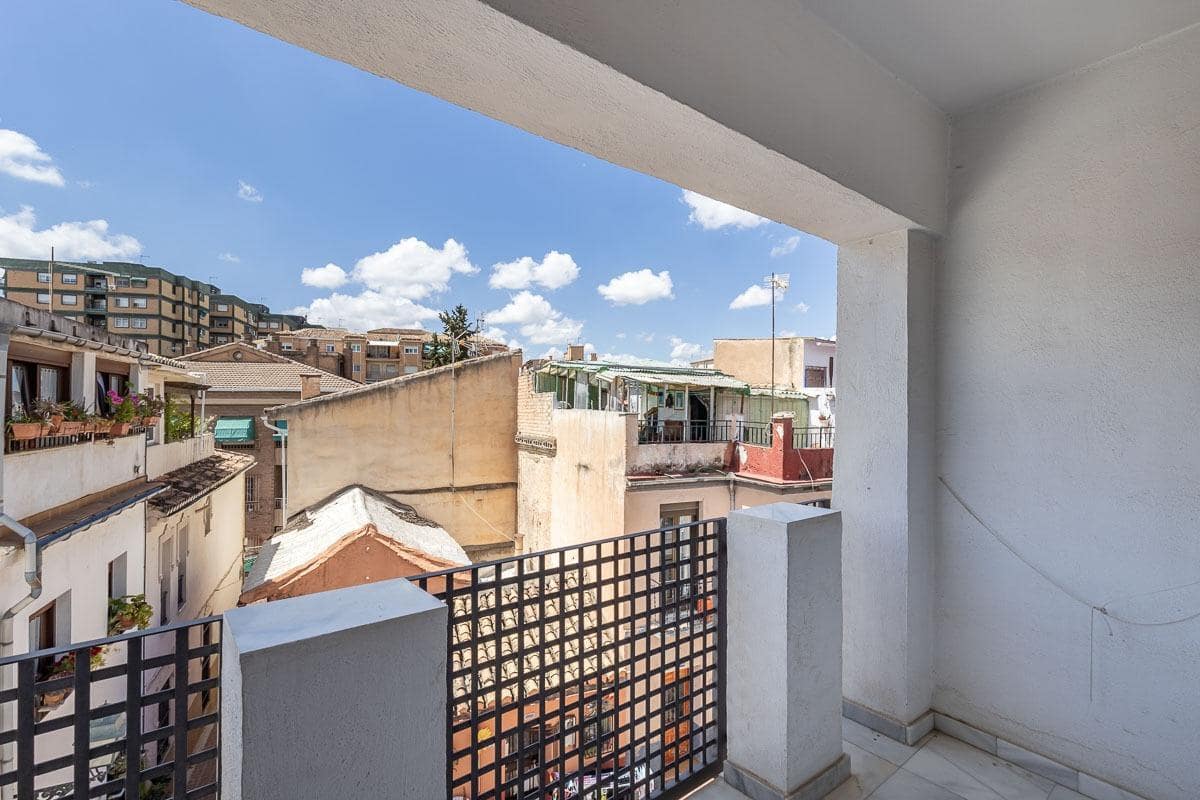 4 chambre Villa/Maison à vendre à Grenade ville avec garage - 775 000 € (Ref: 9007649)