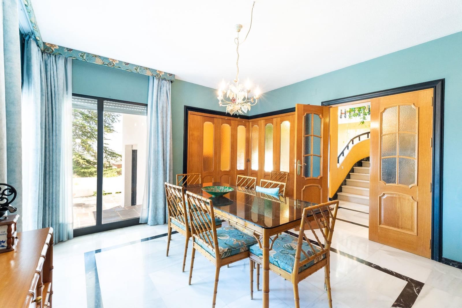 5 soverom Villa til salgs i Granada by med garasje - € 890 000 (Ref: 9012501)