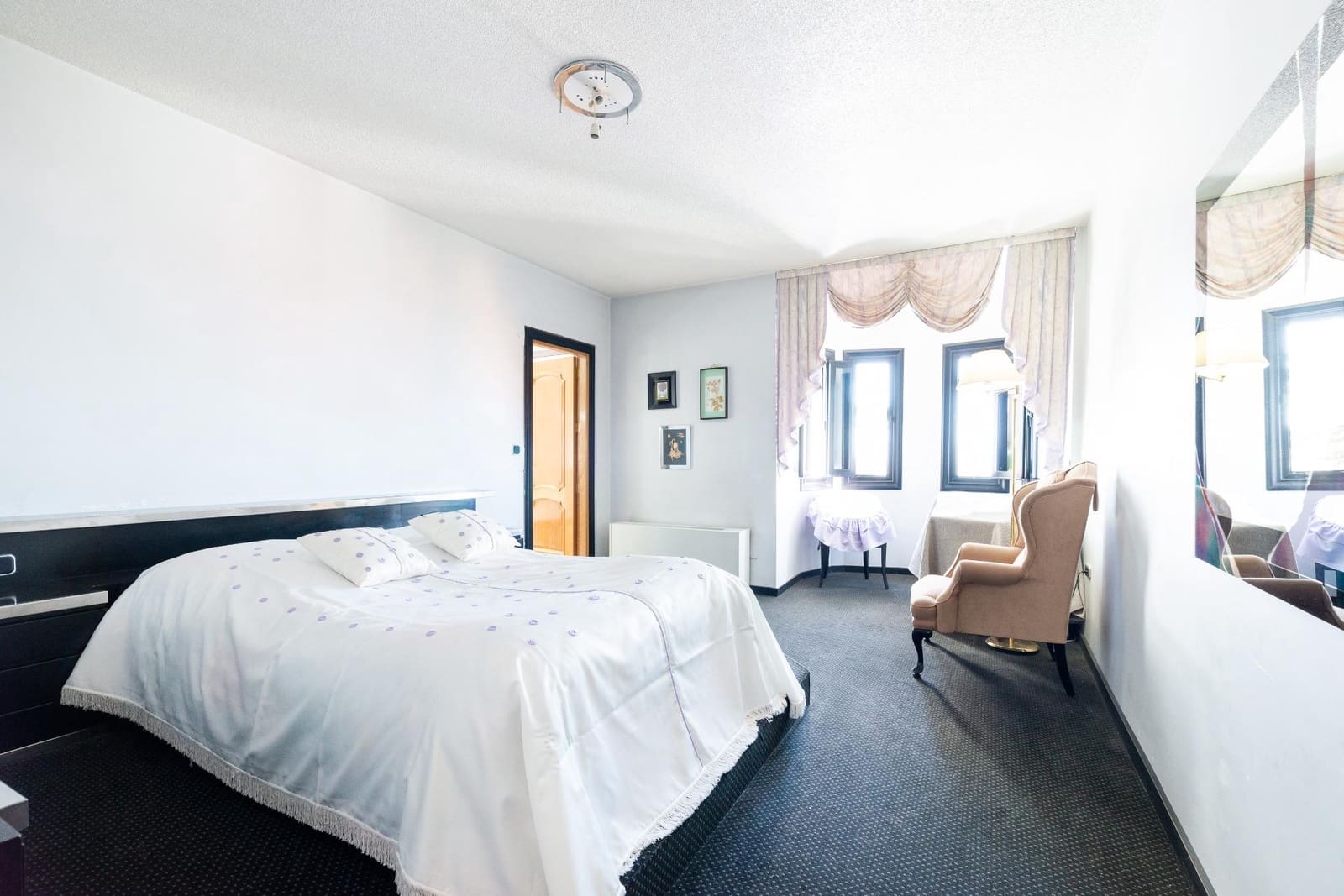 5 soverom Villa til salgs i Granada by med garasje - € 890 000 (Ref: 9012501)