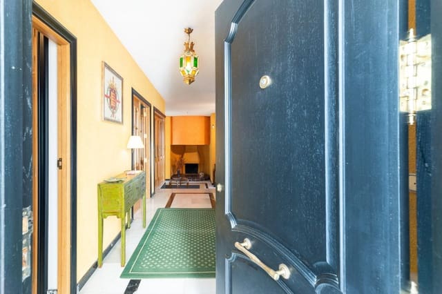 5 soveværelse Villa til salg i Bola de Oro - Serrallo, Granada by med garage - € 890.000 (Ref: 9012501)