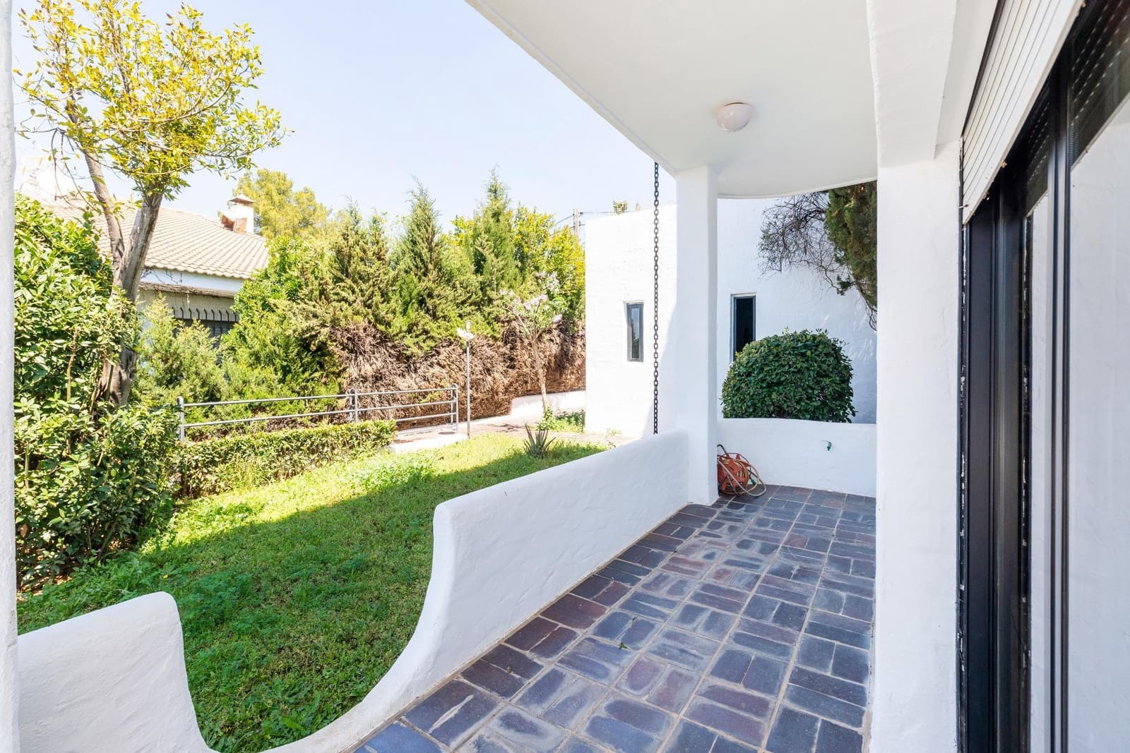 5 soverom Villa til salgs i Granada by med garasje - € 890 000 (Ref: 9012501)