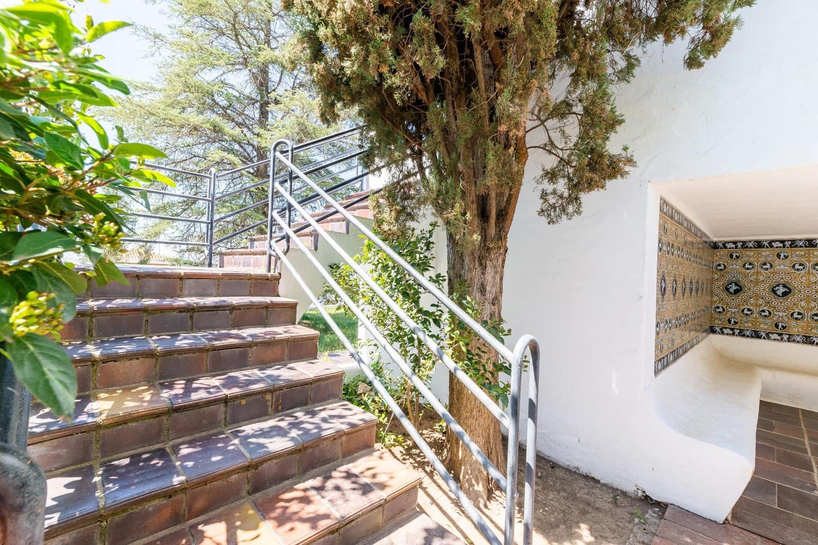 5 soverom Villa til salgs i Granada by med garasje - € 890 000 (Ref: 9012501)