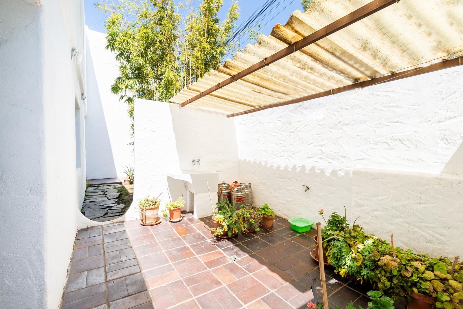 5 soverom Villa til salgs i Granada by med garasje - € 890 000 (Ref: 9012501)
