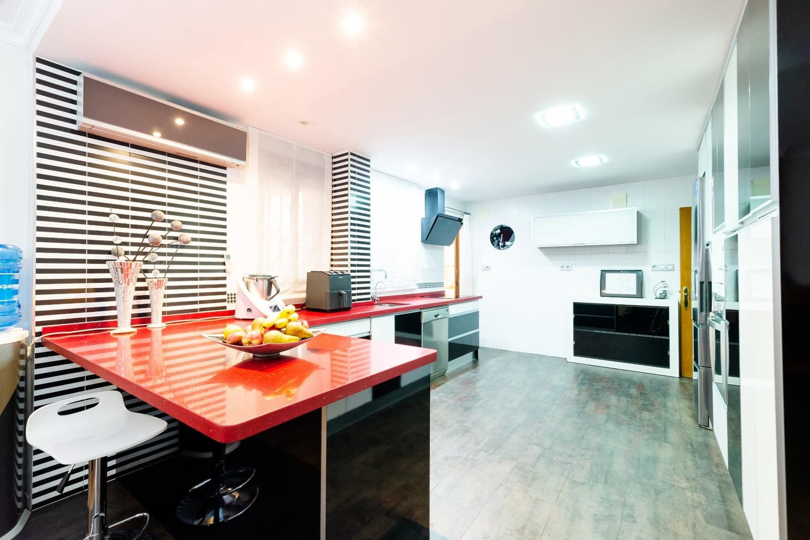 5 sypialnia Dom blizniak na sprzedaż w Peligros z garażem - 380 000 € (Ref: 9014655)