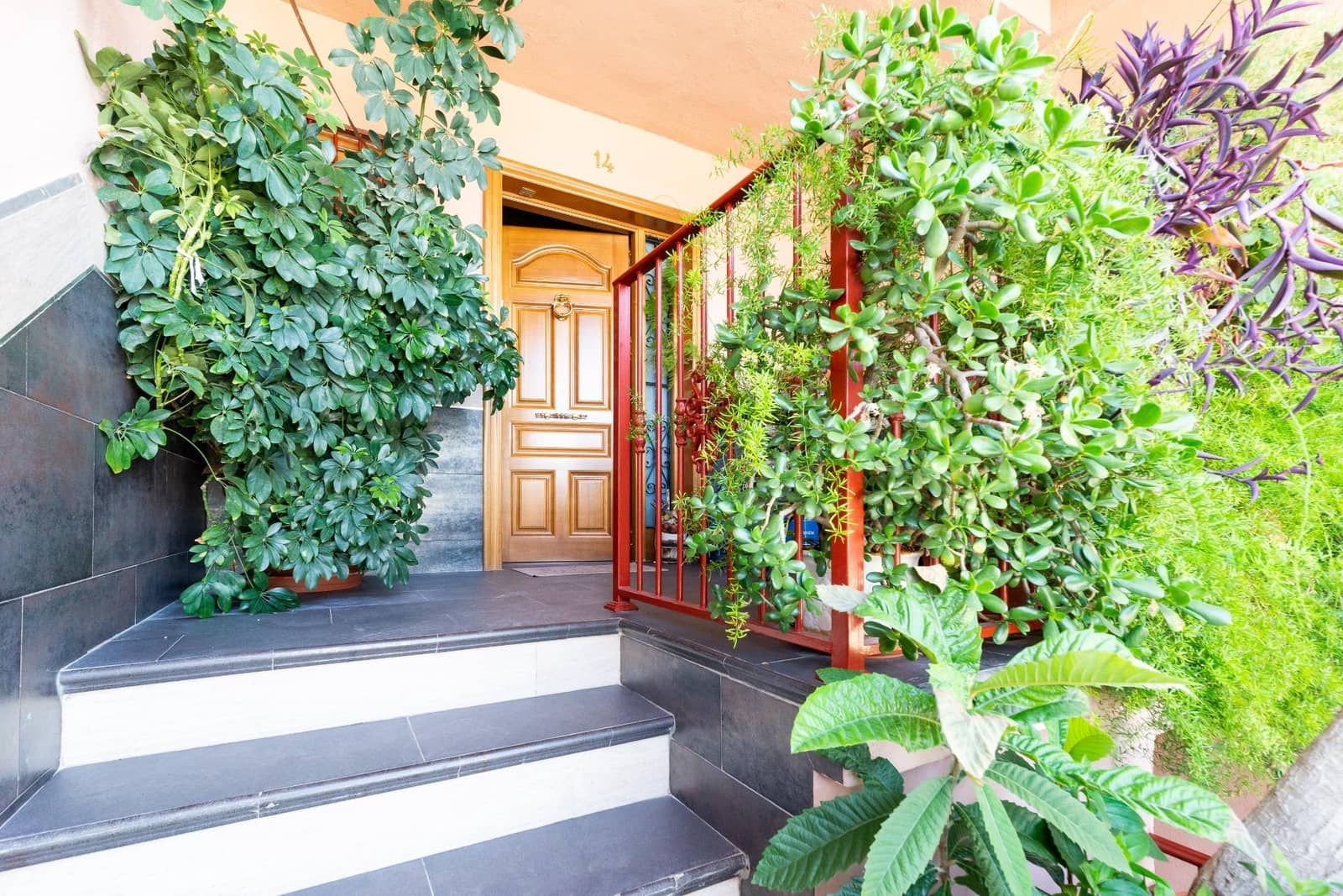 5 sypialnia Dom blizniak na sprzedaż w Peligros z garażem - 380 000 € (Ref: 9014655)