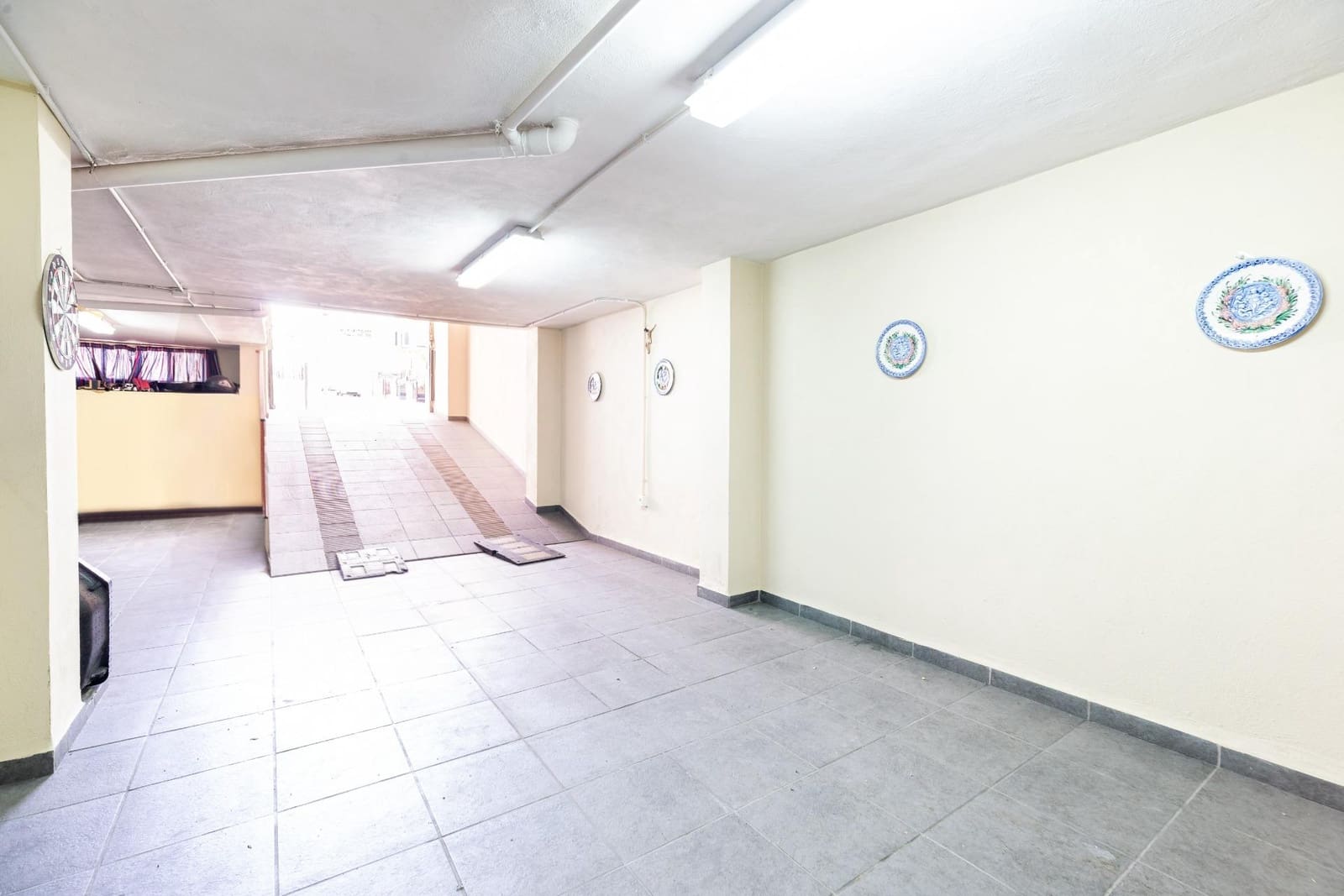 5 sypialnia Dom blizniak na sprzedaż w Peligros z garażem - 380 000 € (Ref: 9014655)