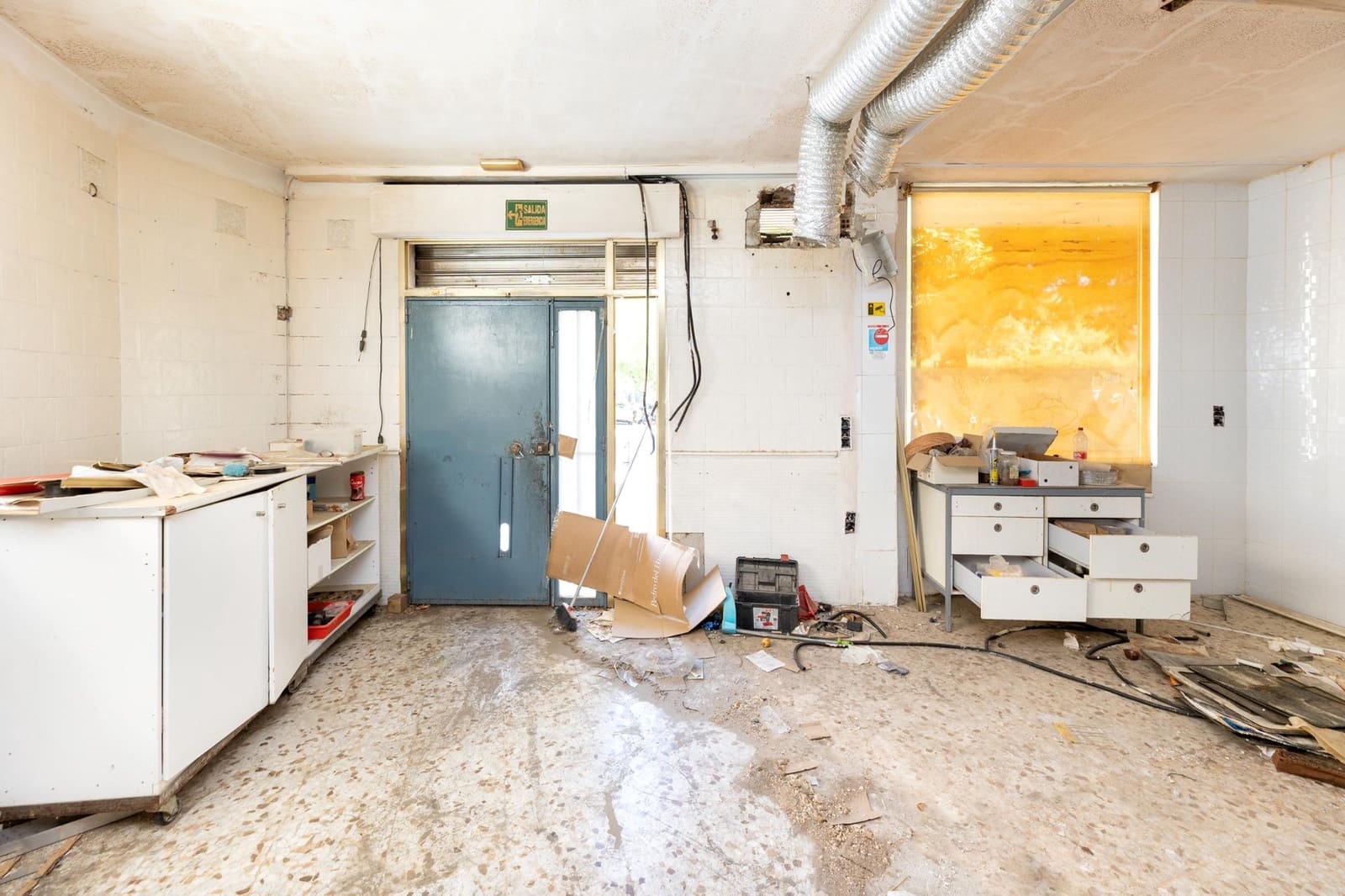 3 soveværelse Erhverv til salg i Granada by - € 469.000 (Ref: 9031341)