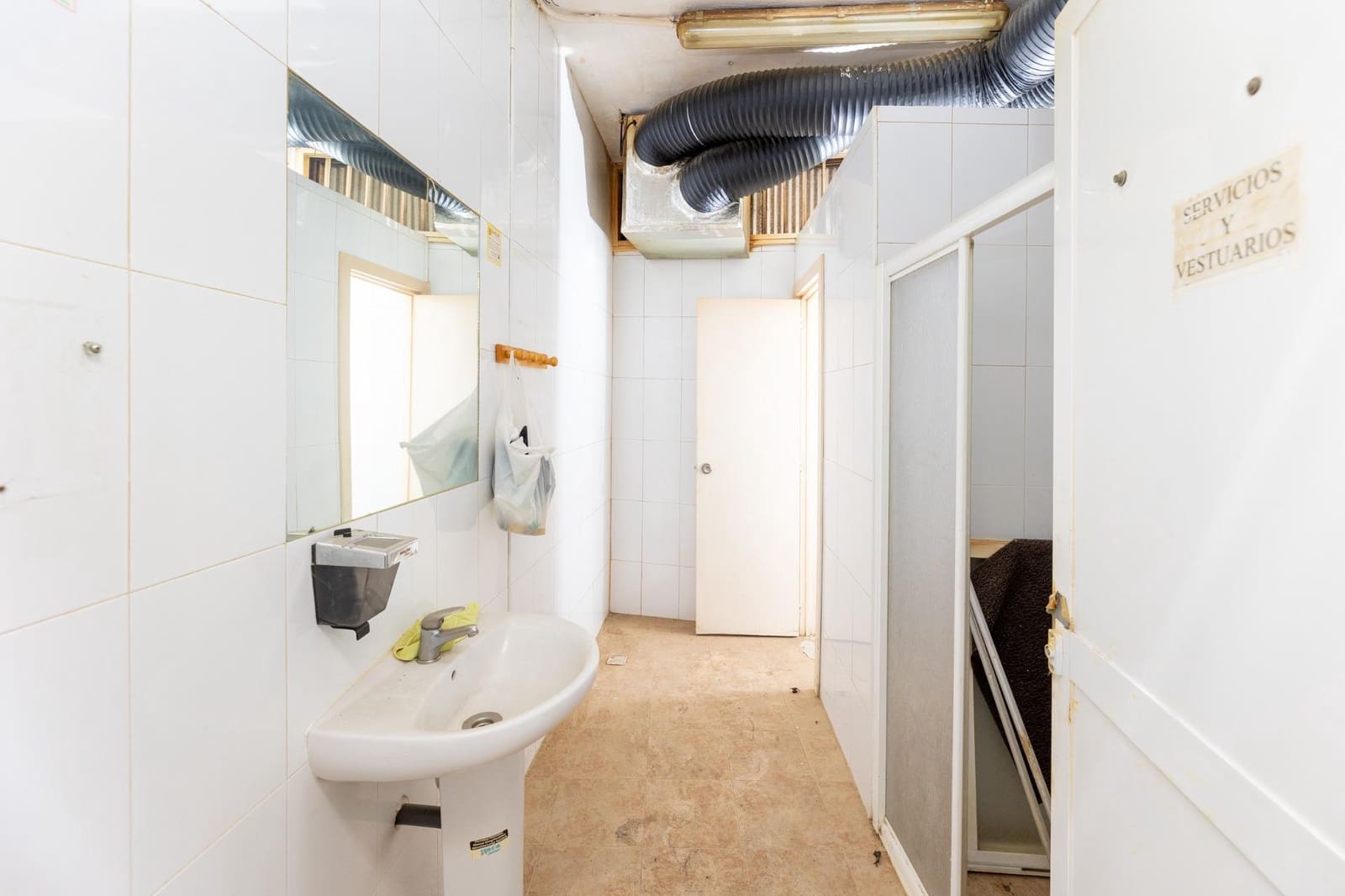 3 soveværelse Erhverv til salg i Granada by - € 469.000 (Ref: 9031341)