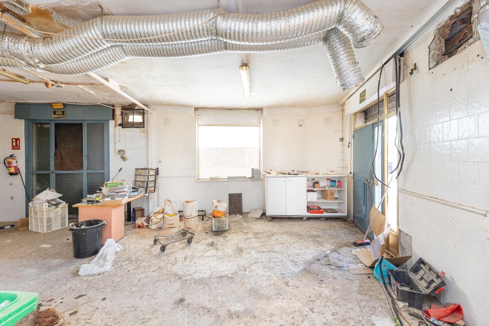 3 soveværelse Erhverv til salg i Granada by - € 469.000 (Ref: 9031341)