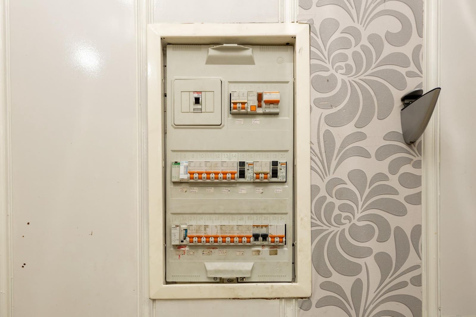 Erhverv til salg i Granada by - € 178.000 (Ref: 9081453)