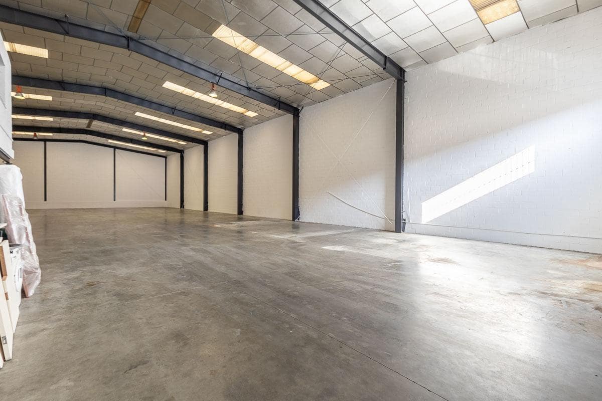 Virksomhed til salg i Ogijares med garage - € 665.000 (Ref: 9081457)