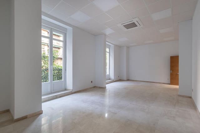 Office for rent in Granada city - € 750 (Ref: 9081459)