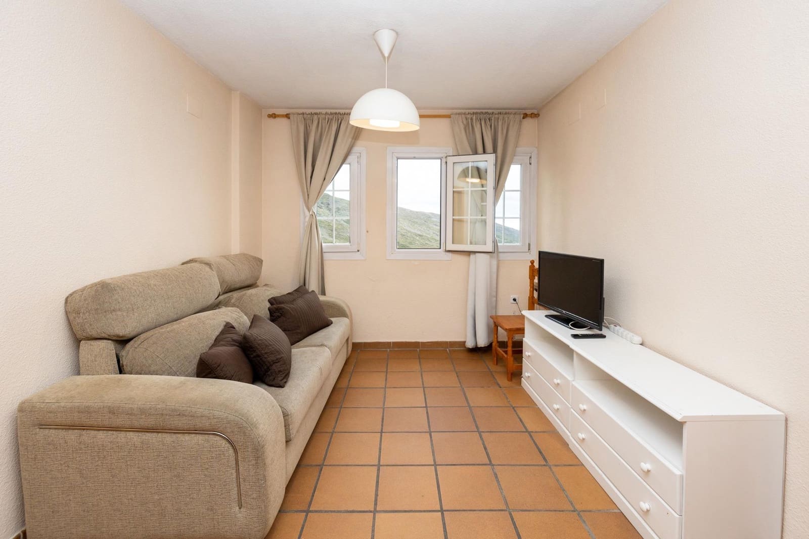 2 soveværelse Lejlighed til salg i Sierra Nevada med garage - € 175.000 (Ref: 9081460)