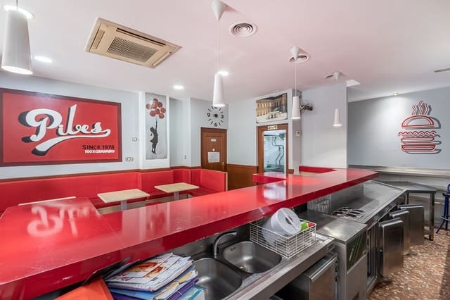 Commercieel te koop in Granada stad - € 129.000 (Ref: 9081462)