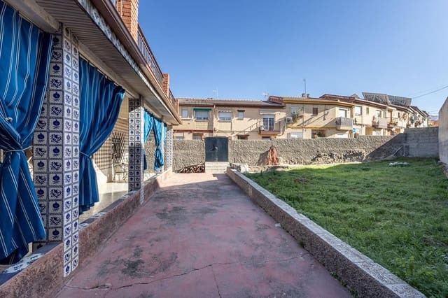 4 soverom Finca/Herregård til salgs i Huétor Vega med garasje - € 209 000 (Ref: 9081466)