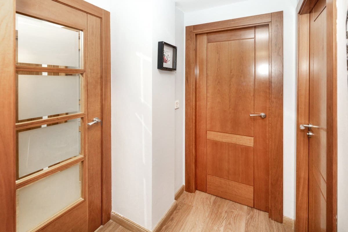 2 soveværelse Lejlighed til leje i Granada by med swimmingpool garage - € 1.350 (Ref: 9102827)