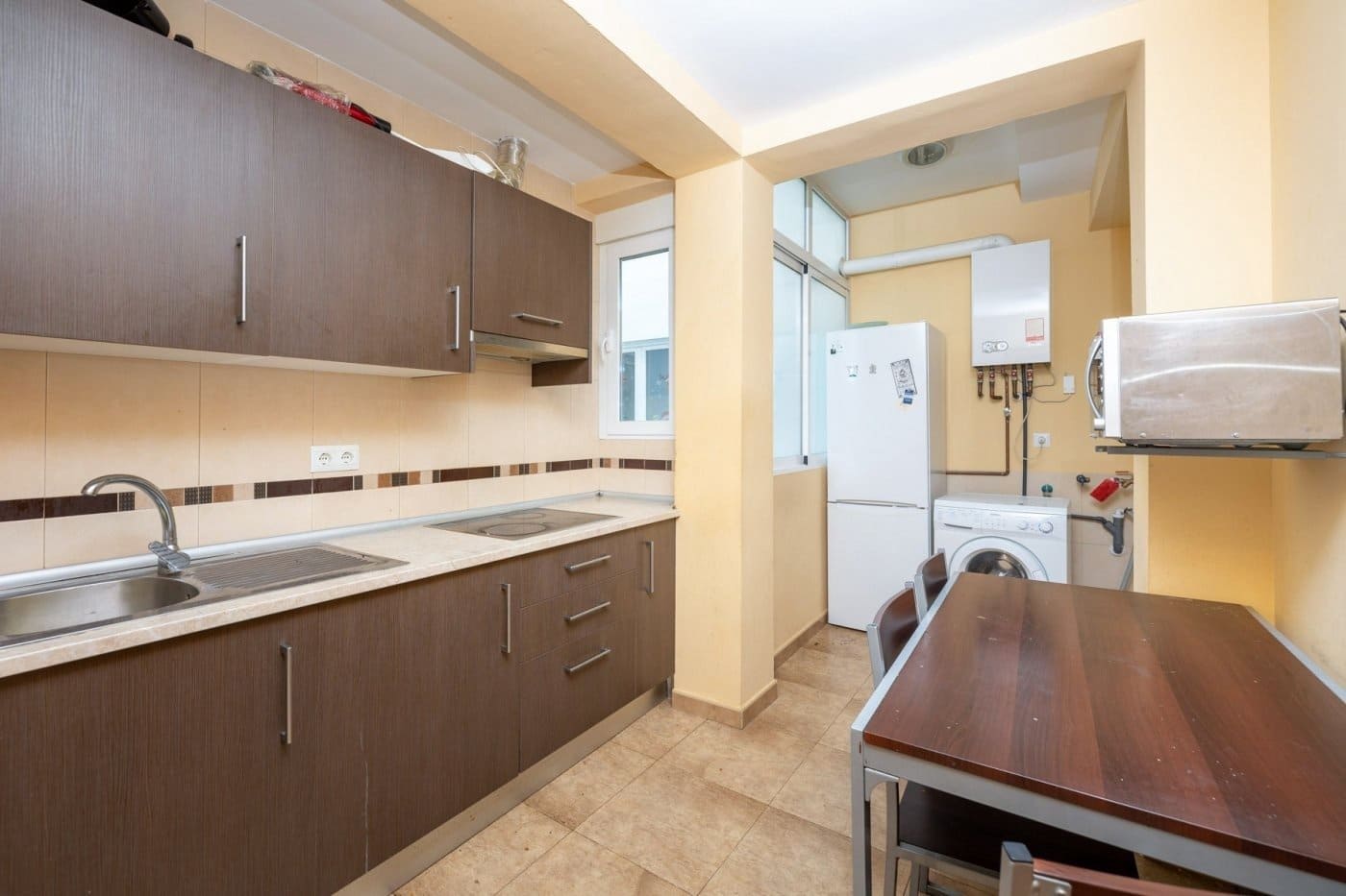 4 soveværelse Lejlighed til salg i Granada by - € 330.000 (Ref: 9104588)