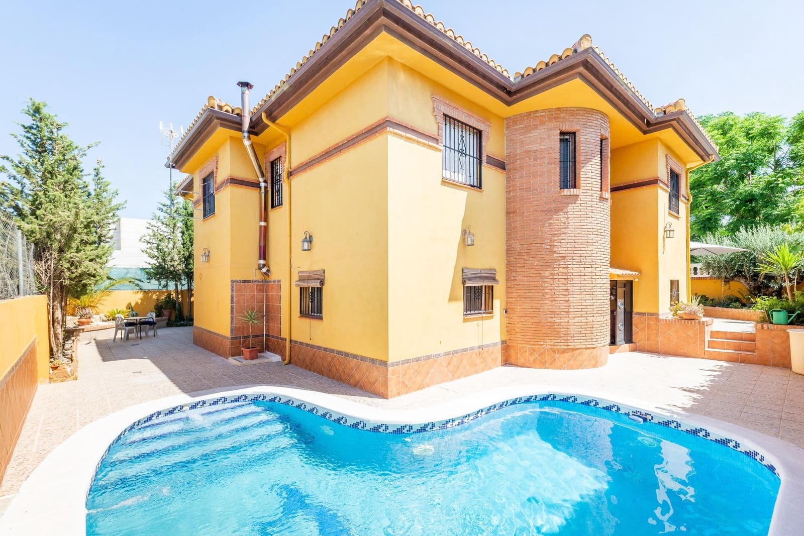 5 quarto Moradia para venda em Cullar Vega com piscina garagem - 349 900 € (Ref: 9118653)