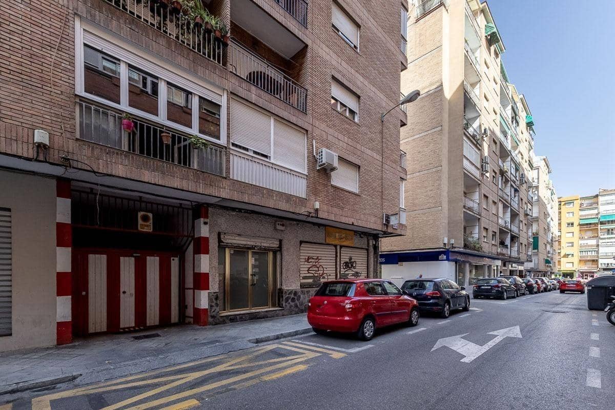 2 quarto Apartamento para venda em Granada cidade com garagem - 380 000 € (Ref: 9124956)