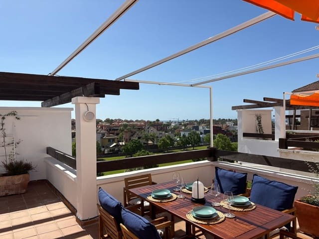 3 bedroom Penthouse for rent in Motril with pool - € 2,750 (Ref: 9128196)