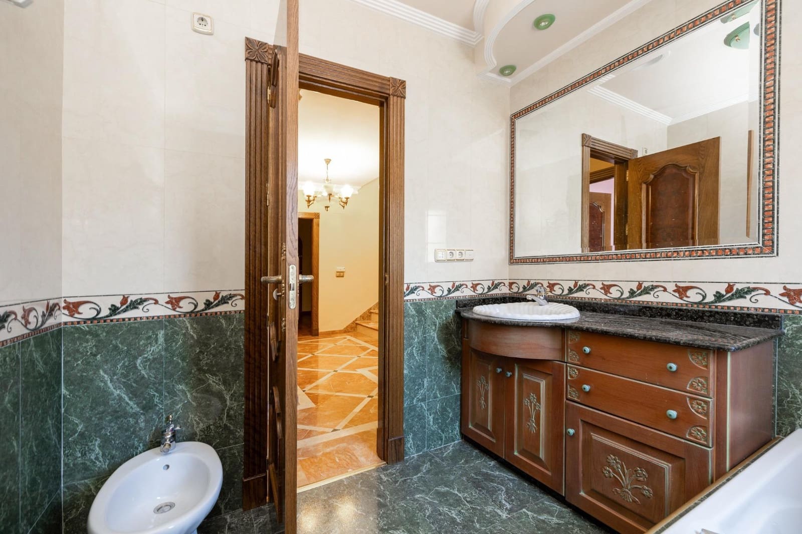 8 soveværelse Villa til salg i Monachil med swimmingpool garage - € 490.000 (Ref: 9129698)