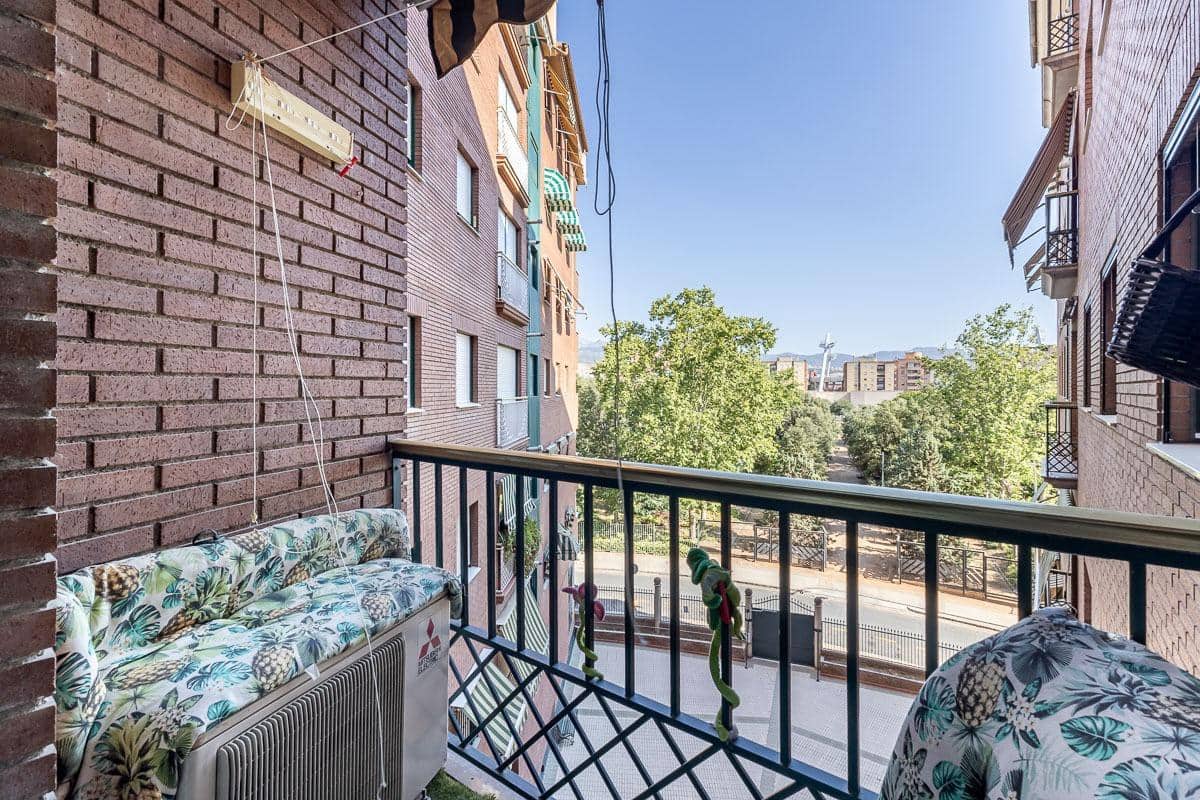 3 makuuhuone Asunto myytävänä paikassa Granada kaupunki - 349 000 € (Ref: 9132282)