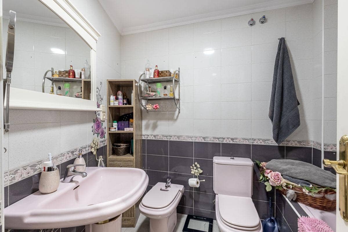 3 makuuhuone Asunto myytävänä paikassa Granada kaupunki - 349 000 € (Ref: 9132282)