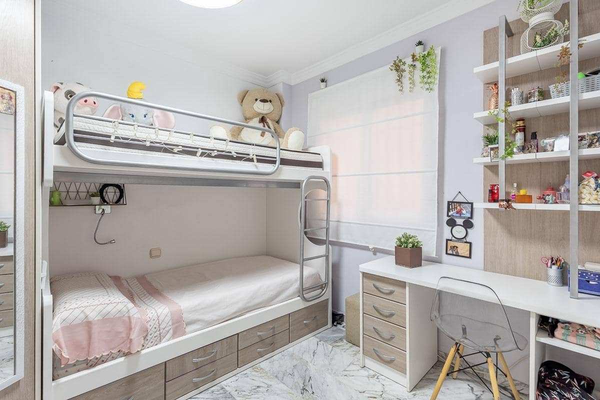 3 makuuhuone Asunto myytävänä paikassa Granada kaupunki - 349 000 € (Ref: 9132282)