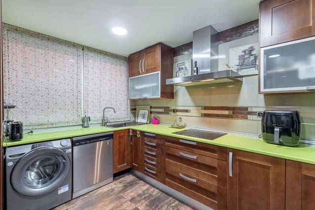 3 sypialnia Mieszkanie na sprzedaż w Miasto Grenada - 349 000 € (Ref: 9134318)