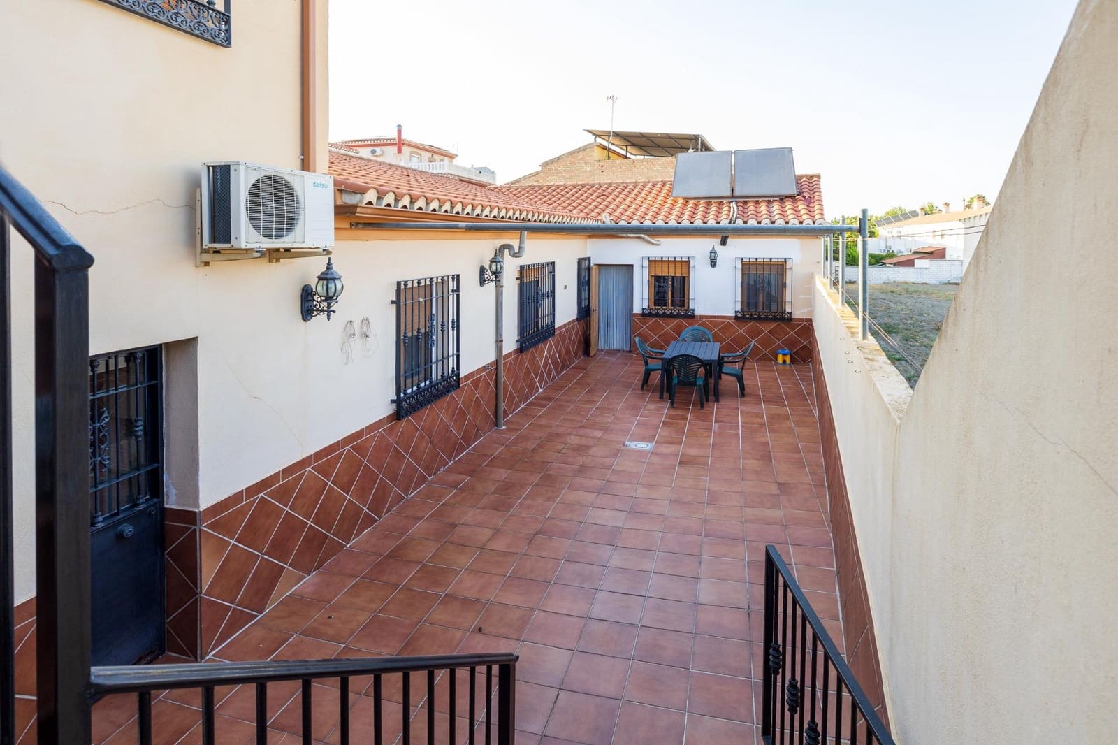 5 soveværelse Villa til salg i Vegas del Genil med garage - € 225.000 (Ref: 9145436)