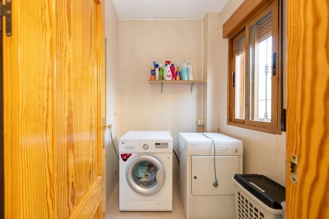 5 soveværelse Villa til salg i Vegas del Genil med garage - € 225.000 (Ref: 9145436)