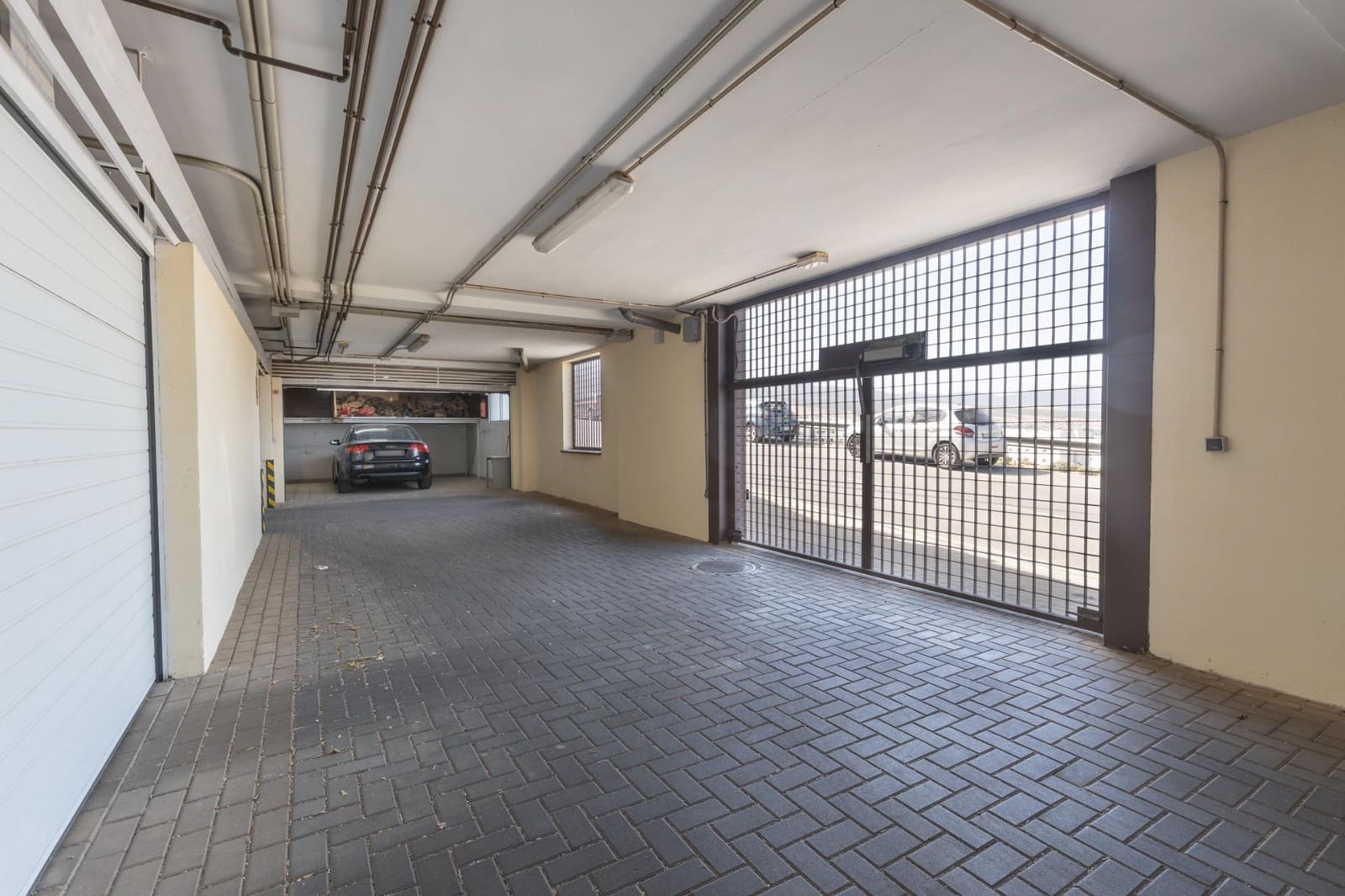 4 soveværelse Rækkehus til salg i Granada by med swimmingpool garage - € 565.000 (Ref: 9147036)