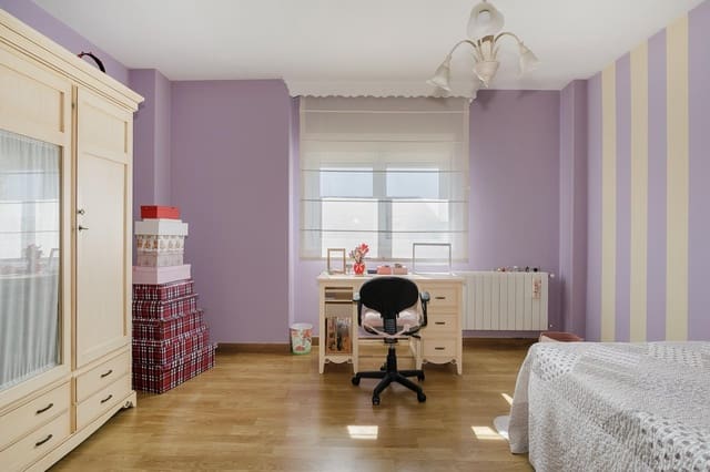 4 slaapkamer Rijtjeshuis te koop in Santa Fe met garage - € 284.900 (Ref: 9153868)