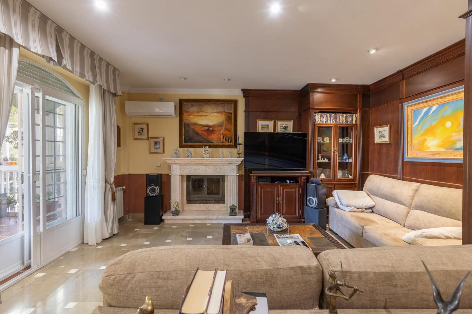 8 soveværelse Villa til salg i Atarfe med swimmingpool garage - € 740.000 (Ref: 9159403)