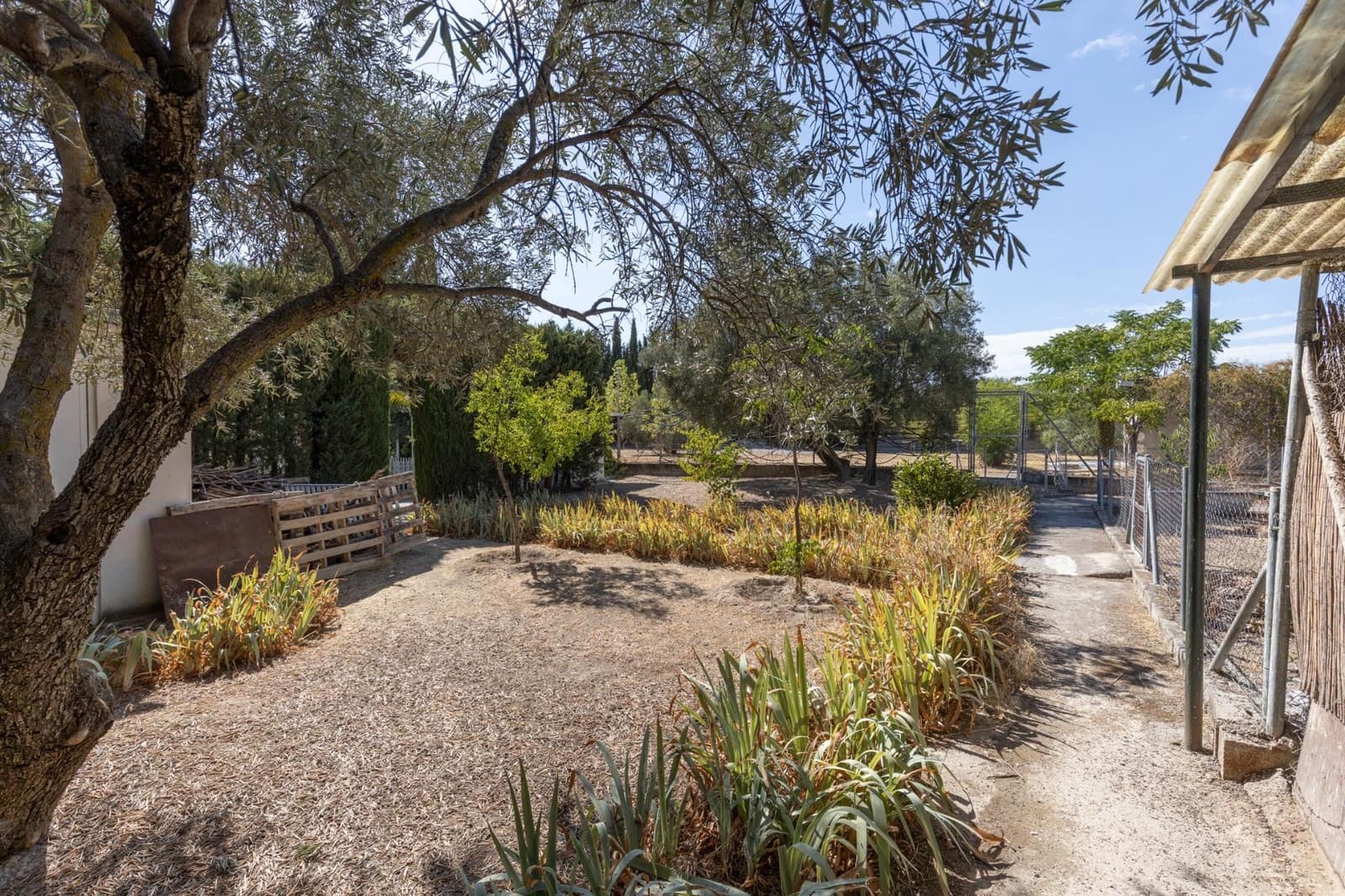 8 soveværelse Villa til salg i Atarfe med swimmingpool garage - € 740.000 (Ref: 9159403)