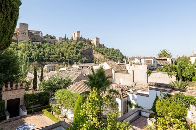 2 slaapkamer Rijtjeshuis te koop in Albaicin, Granada stad - € 298.000 (Ref: 9160952)